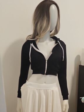 Cropped Black Zip-Up Hoodie with Drawstrings